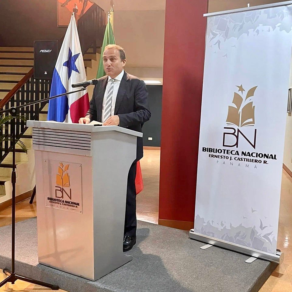 Embajador de Portugal en Panamá S.E. Gonçalo Teles Gomes.