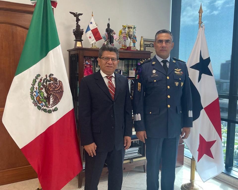 Embajada de México da la bienvenida al Coronel Jaime Vicente Sánchez