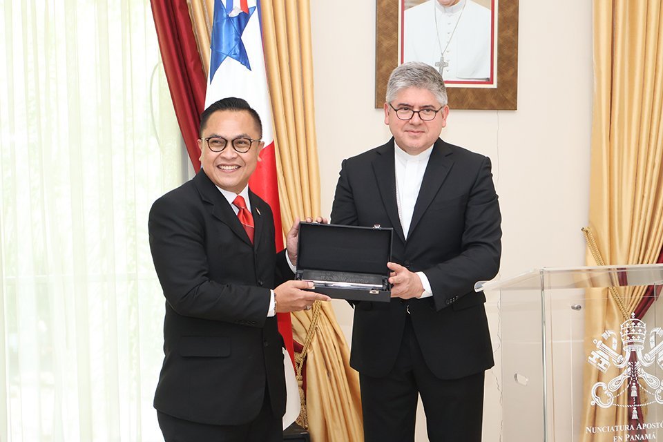 Despedida del Embajador de Indonesia