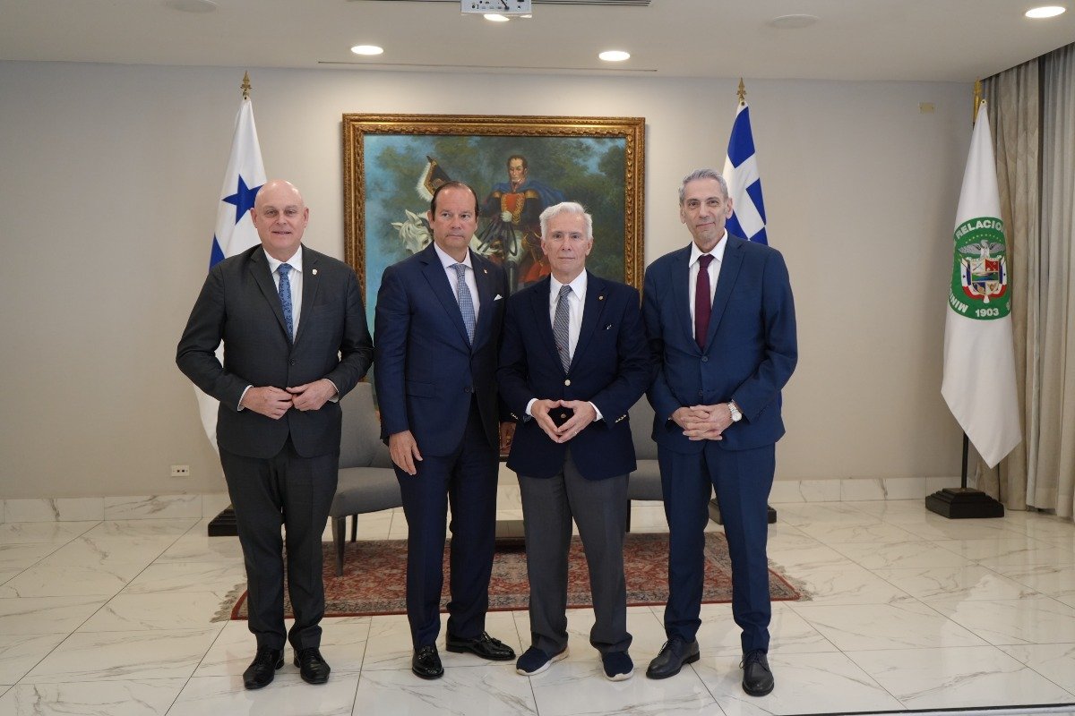 Un Puente entre la Antigua Grecia y la Unidad Latinoamericana