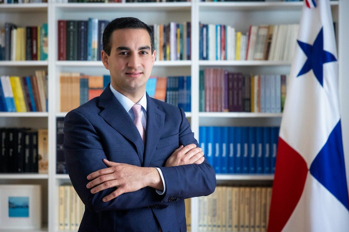 Héctor Ernesto Infante, Embajador de la República de Panamá ante el Reino de España