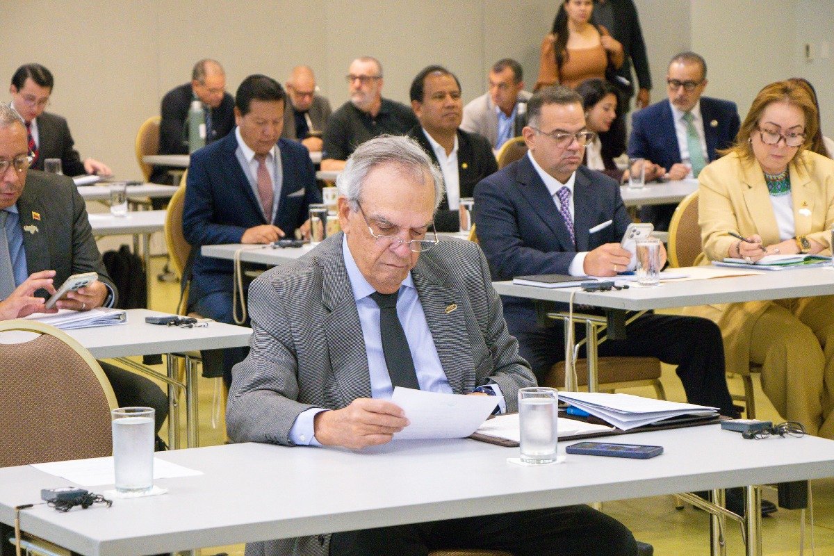 Participantes del seminario sobre la Modificación de la Radiación Solar.