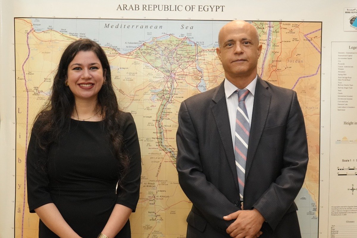 S.S. Kim Barakat, subjefa de misión diplomática de la embajada de la República Árabe de Egipto en Panamá y S.E. Hazem H. Hanafi, embajador de la República Árabe de Egipto en Panamá.