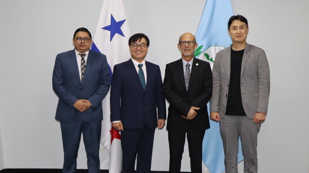 PARLATINO Impulsa Nuevas Alianzas para el Desarrollo Regional