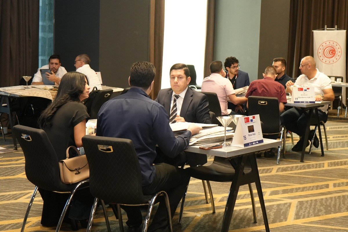Encuentro mediante la plataforma B2B que propició el intercambio comercial entre fabricantes turcos y compradores de América Latina.