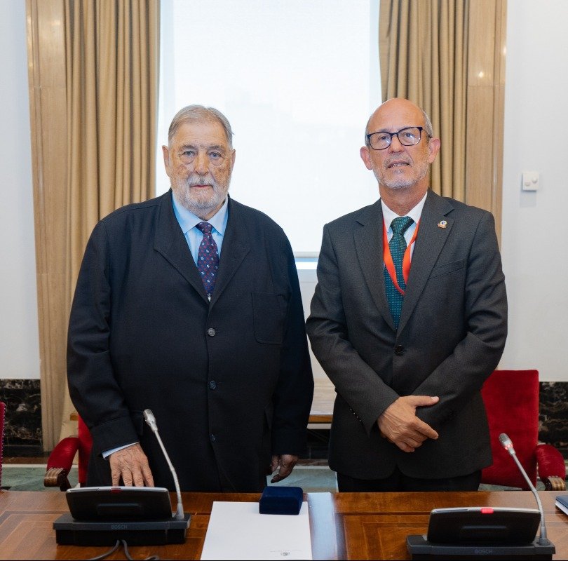 Don Juan Van-Halen, Presidente de la Asociación de Exdiputados y Exsenadores de las Cortes Generales junto a Don Rolando González Patricio, presidente del PARLATINO.