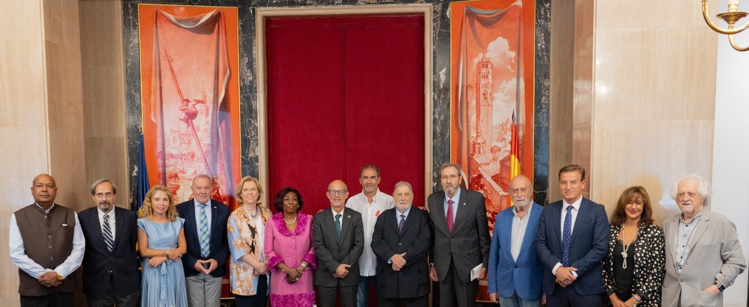 Acuerdo Histórico de Colaboración entre el PARLATINO y Exparlamentarios de España