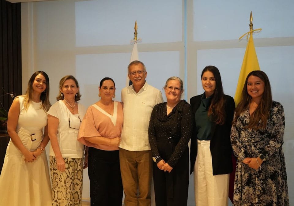 Conversatorio Y Recital Musical Alusivo Al Bicentenario Del Congreso Anfictiónico 