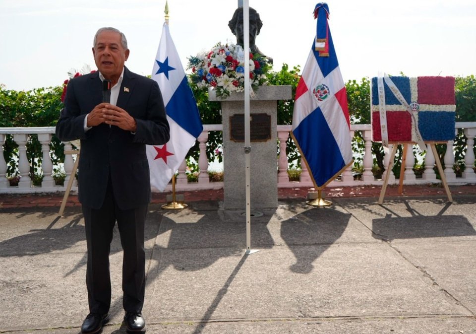Homenaje alusivo a la Independencia de la República Dominicana en Panamá