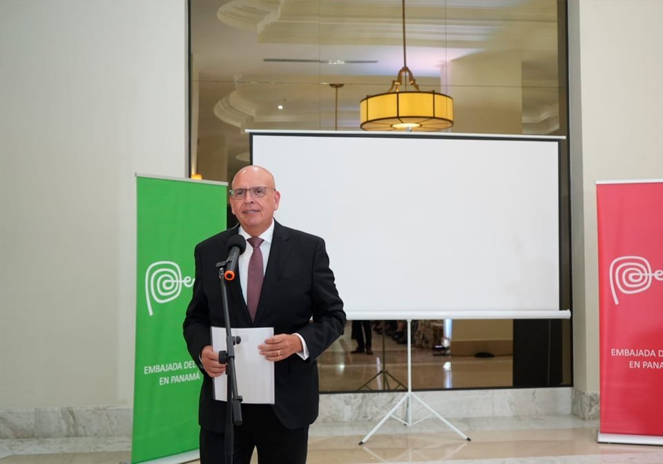 Presentación de la colección “Moda Primavera” del Perú.