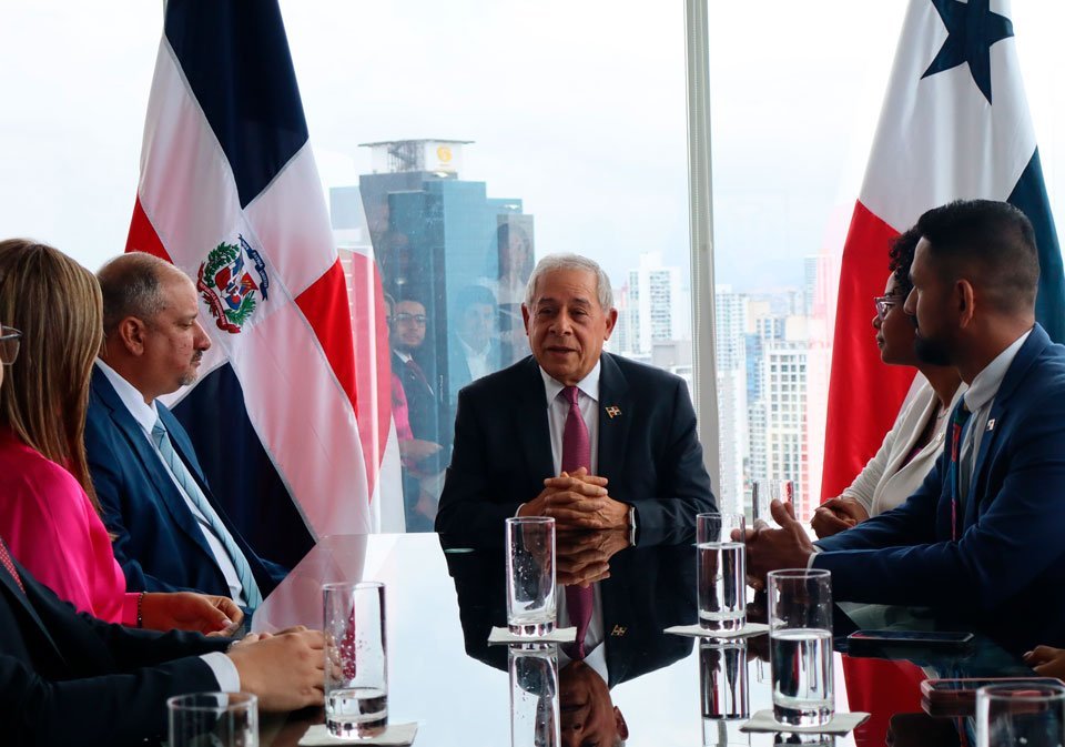 Panamá Y República Dominicana: Unidos Por El Desarrollo Sostenible