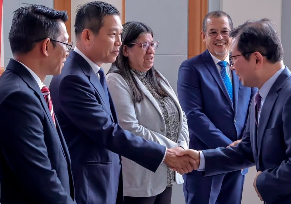 Excmo. sr. Vu Trung My, embajador de la República Socialista de Vietnam en Venezuela, junto a los embajadores Sorayut Chasombat, de Tailandia; Fikry Cassidy, de Indonesia; Shalihin Annuar, de Malasia, durante saludo protocolar en aras del 58° Aniversario de la ASEAN.