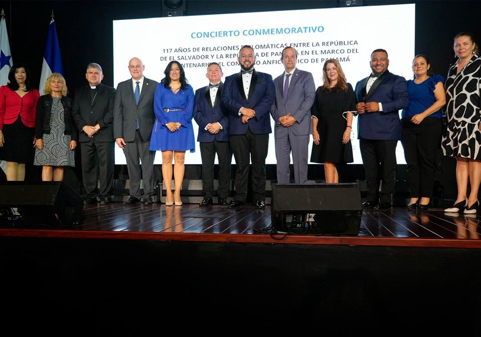 Panamá y El Salvador celebran 117 años diplomáticos
