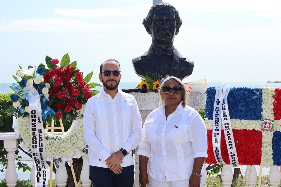 Ofrenda Floral 181 Años de Independencia de la República Dominicana en Panamá