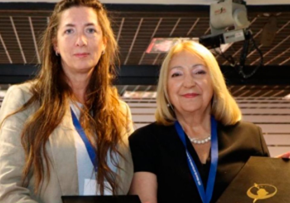 Universidad de Barcelona, representada por la Profesora de ese centro de estudios, Sra. Verónica Violant; Presidenta del Parlamento Latinoamericano y Caribeño Sen. Silvia Giacoppo.