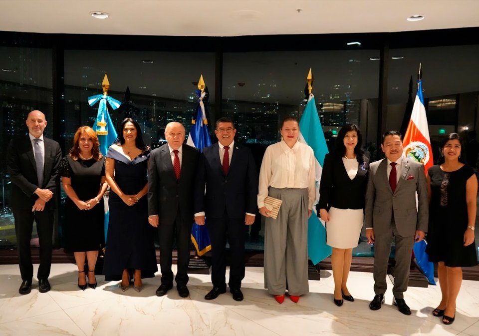 Noche De Gala Centroamericana: Historia, Unidad Y Celebración