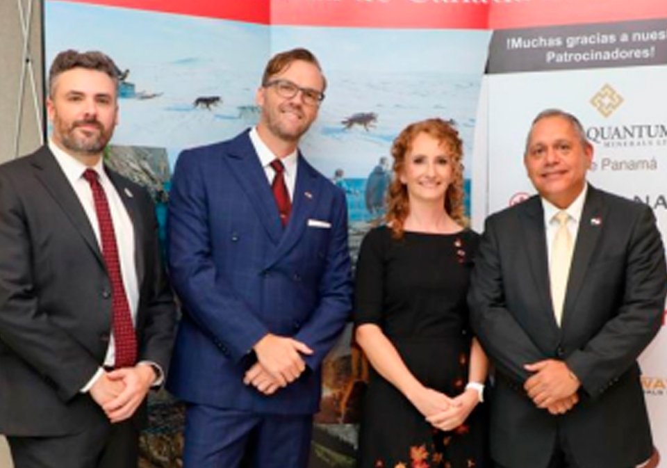 Celebración Del Día De Canadá