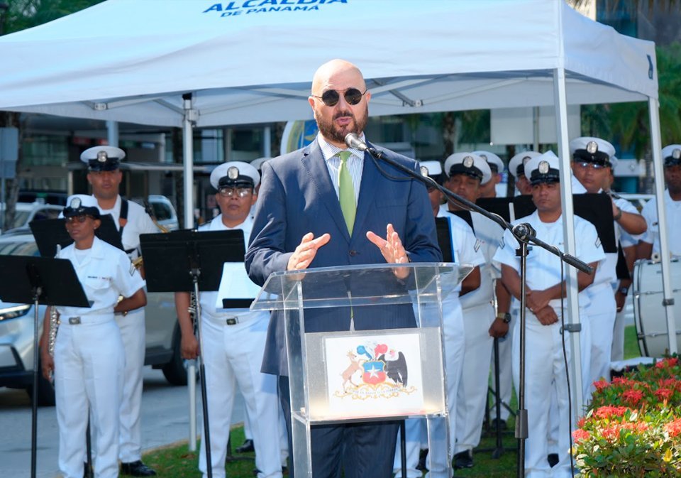 Palabras de Su Excelencia Alejandro Sfeir Tonšić, Embajador de Chile en Panamá en el evento de ofrenda floral del 215° aniversario de la independencia de la República de Chile