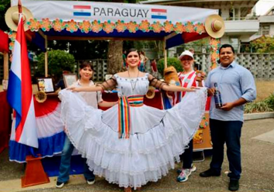 H.S. Laurent Fernández agregada cultural de la embajada del Paraguay