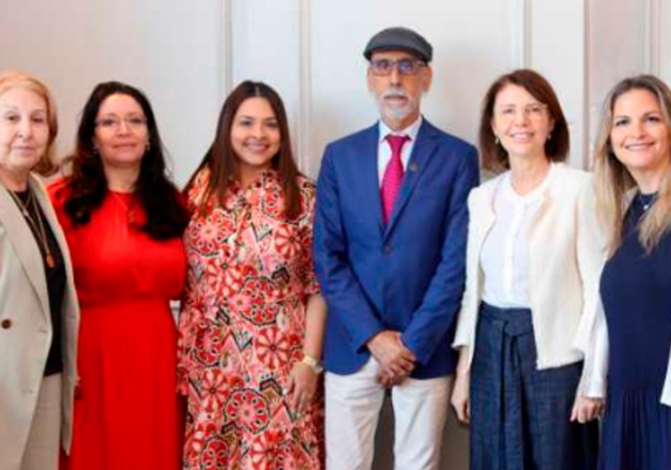 H.S. Norma Calero: H.S. Sonia Díaz de Mateos: H.S. Roxana Maza: S.S. Jamal Ramadán Abuagila, encargado de negocios de Libia; H.S. Martina Maione; H.S. Alejandra Sanguine.
