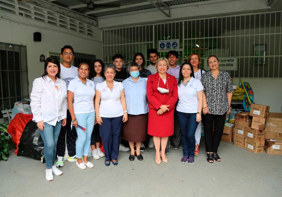 Jóvenes De La Escuela Boston International School Se Suman A Las Acciones De La Asociación Diplomática De Panamá