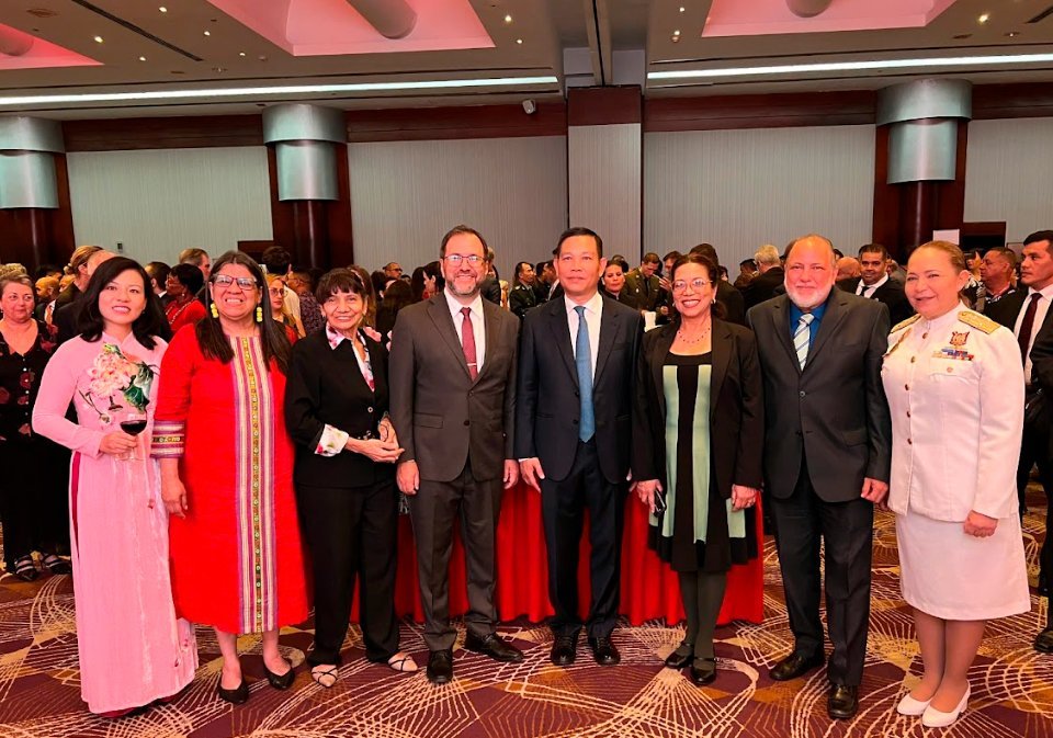 Vietnam Conmemora Su 80 Aniversario En Venezuela Con Solemnidad Y Respeto