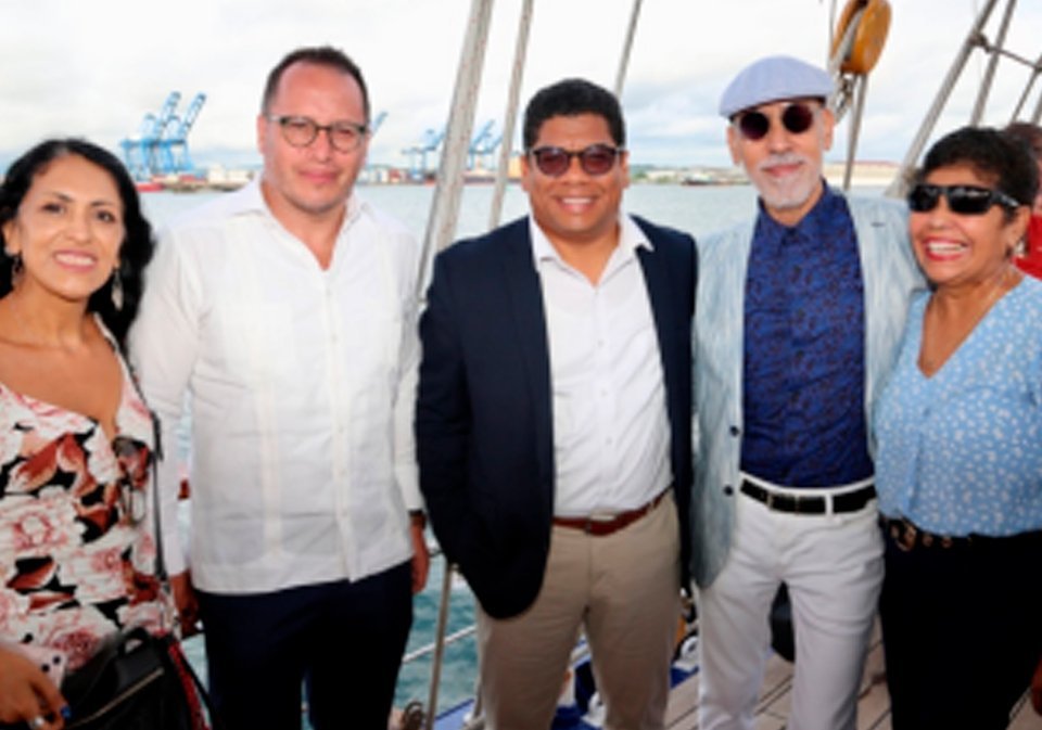 Buque Escuela de la Armada de la República de Dominicana visita Panamá