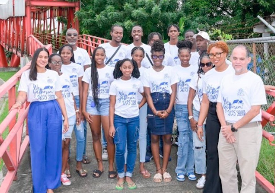Barbados Lleva Su Cultura A Panamá Con Vibrante Gira Juvenil