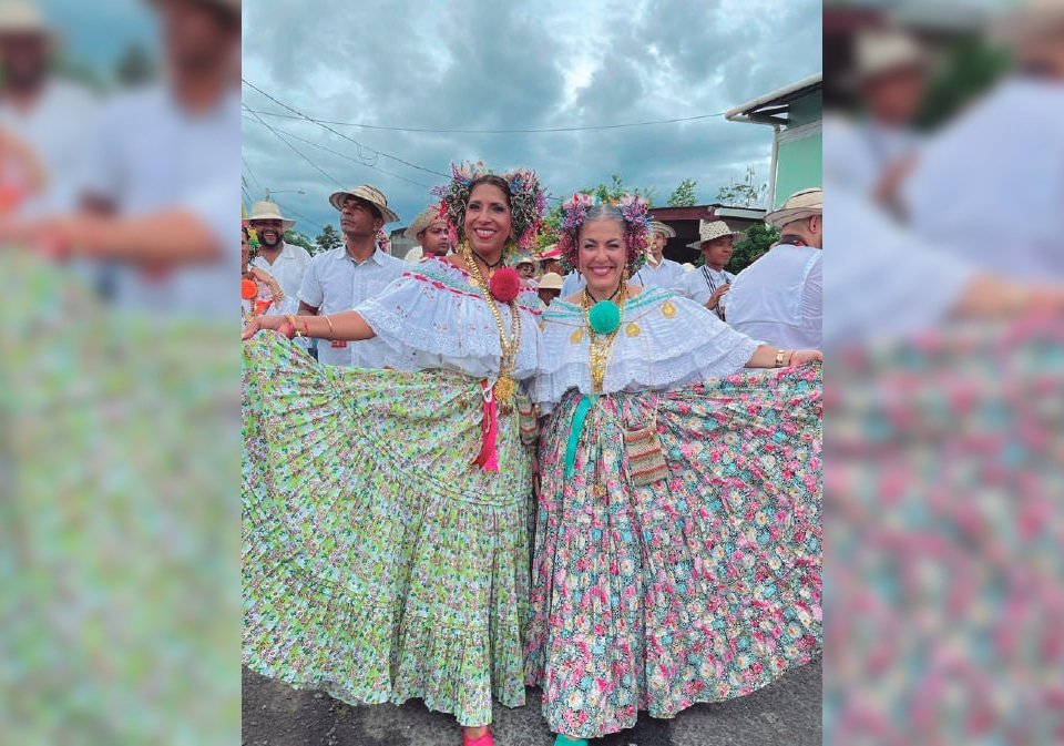 Socia Honoraria de la Asociación Diplomática en Panamá Aniela Aguilarde Dooner y la Embajadora de Costa Rica S.E. Ingrid Picado.