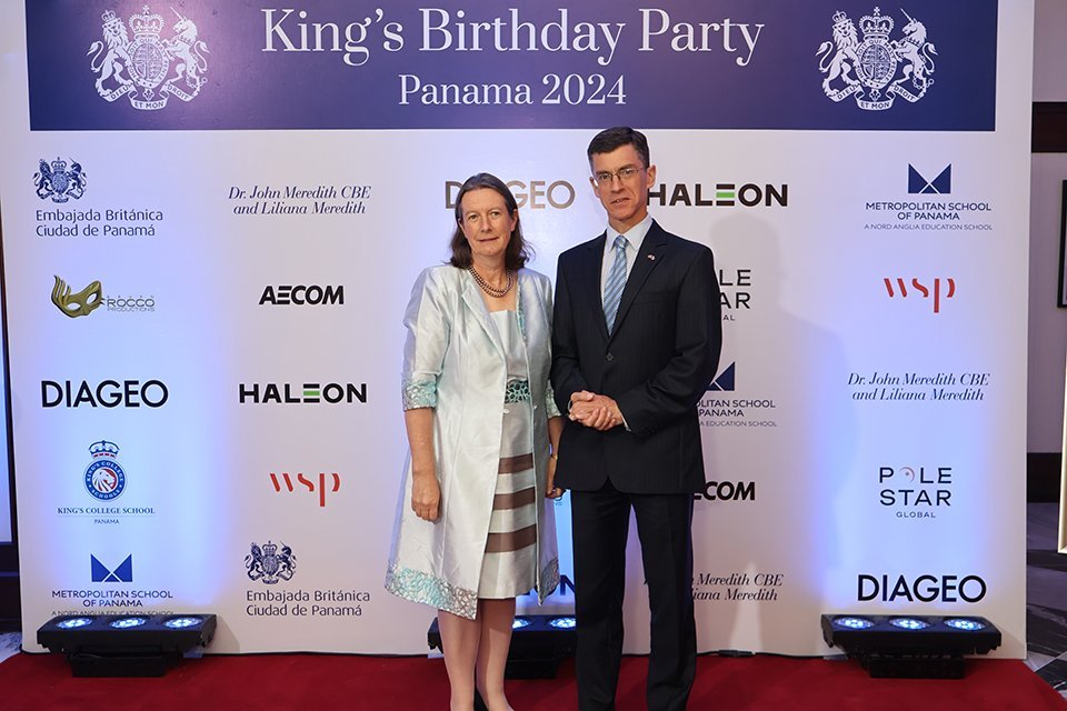 Celebración del cumpleaños del Rey