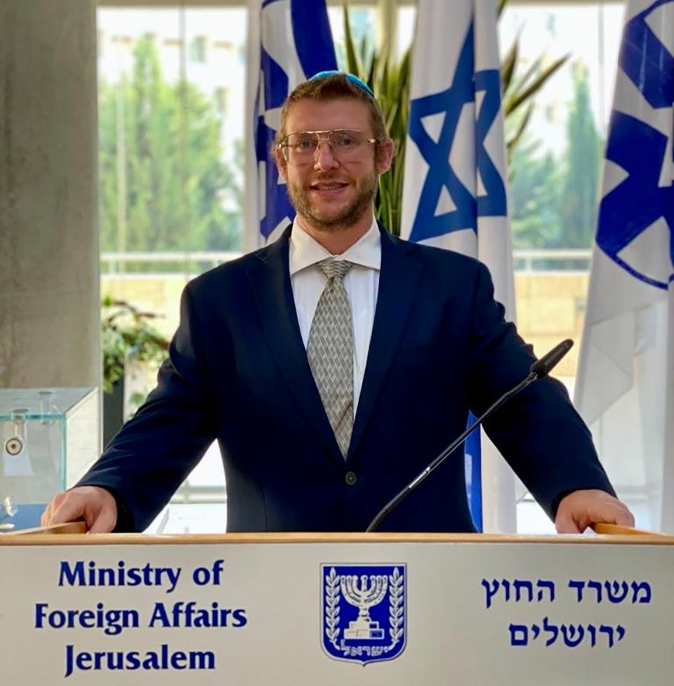 Israel Aporta Herramientas Digitales a Emprendedoras