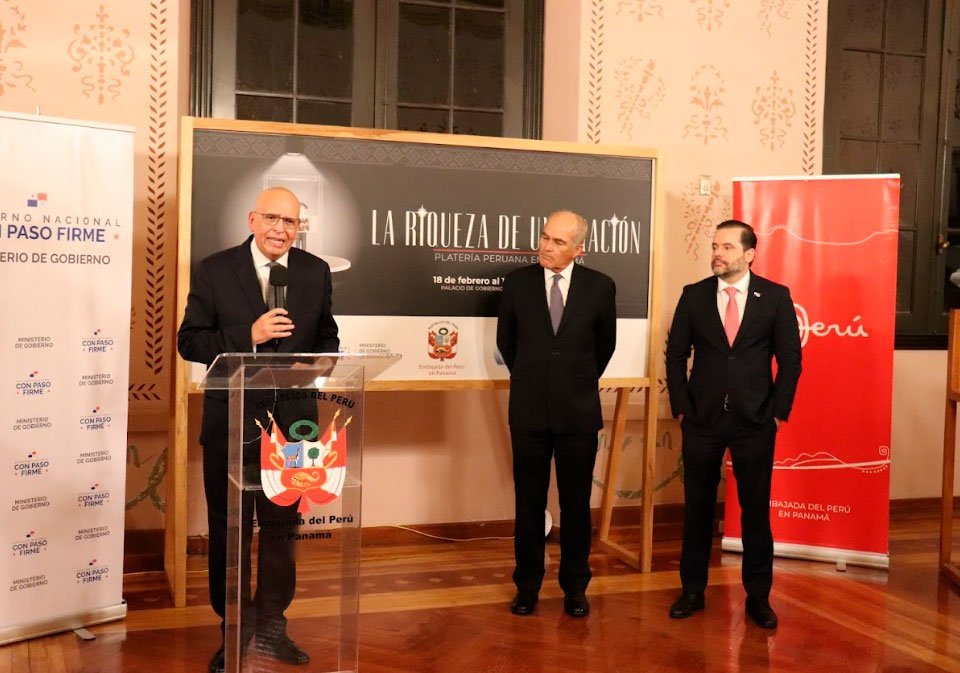 INAUGURACIÓN DE MUESTRA "PLATERÍA PERUANA: LA RIQUEZA DE UNA NACIÓN"