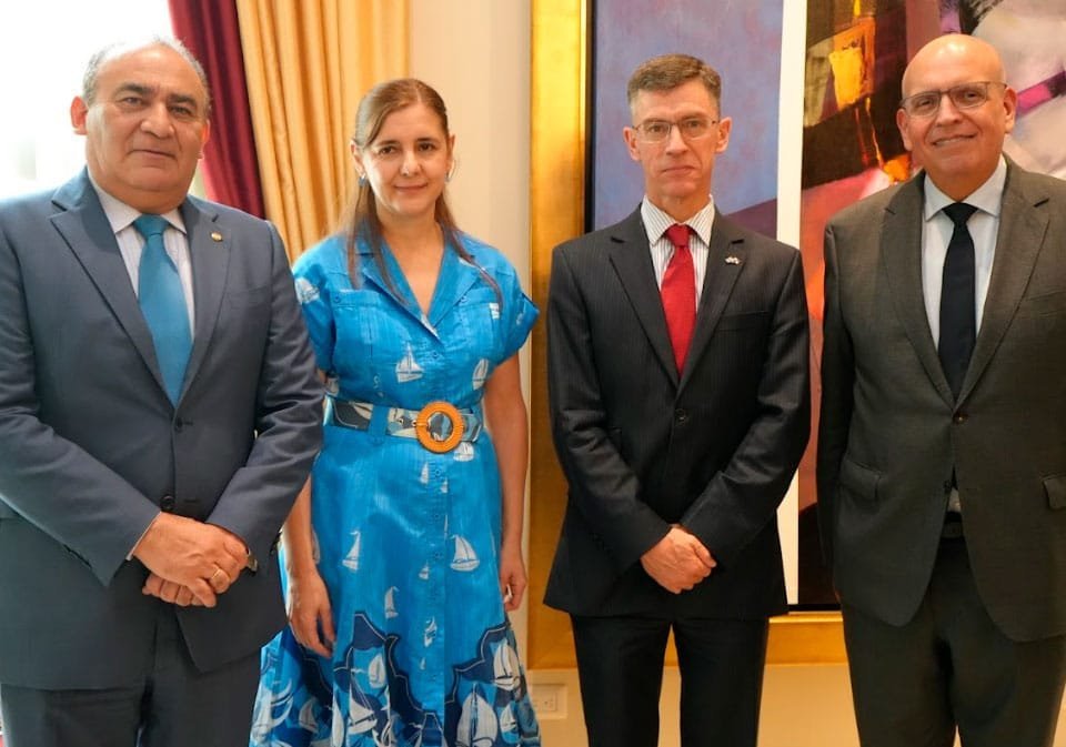 EMBAJADOR DEL REINO UNIDO CULMINA MISIÓN DIPLOMÁTICA EN PANAMÁ