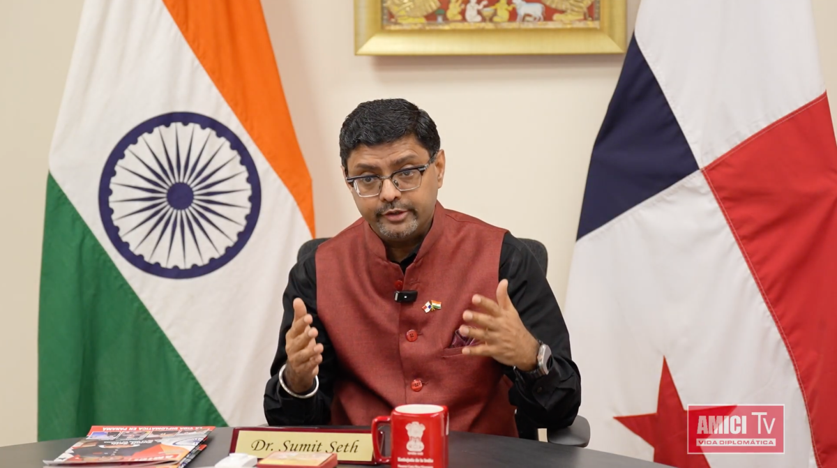 Entrevista a S.E. DR. Sumit Seth Embajador de la INDIA en Panamá