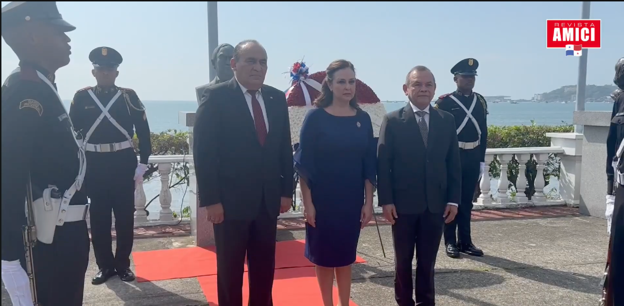 En el marco de la conmemoración de los 215 años de Independencia de la República del Paraguay